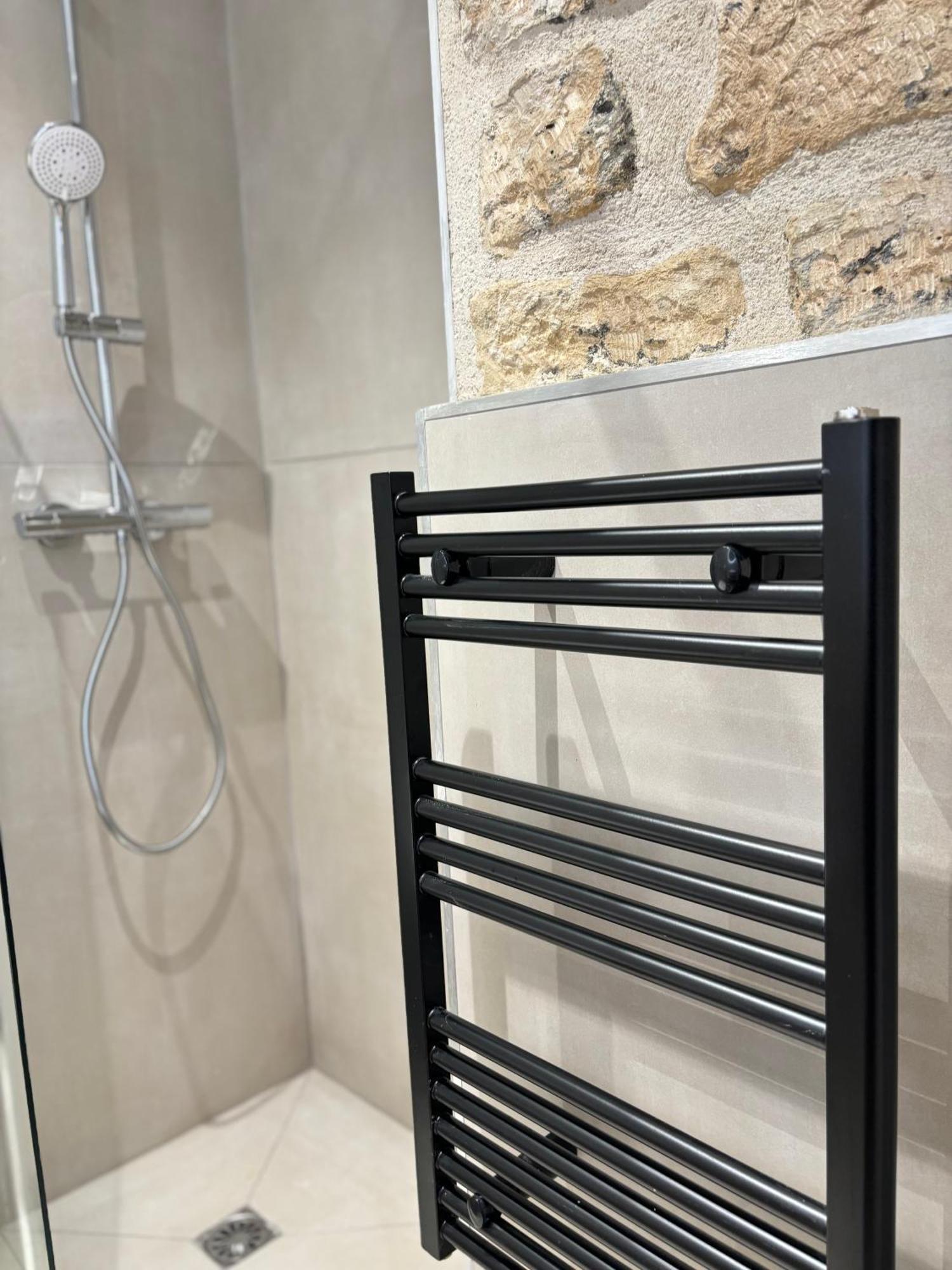 Urban Goncourt Hotel
