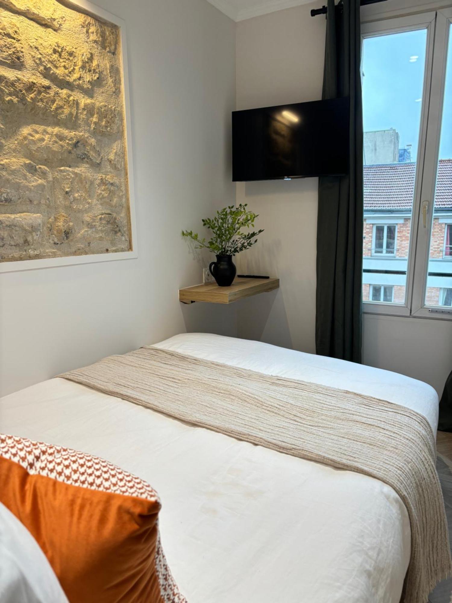 Urban Goncourt Hotel Paris